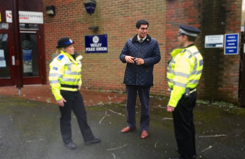 Ranil Jayawardena MP meets local police officers