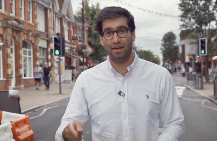 Ranil walking down Fleet Road