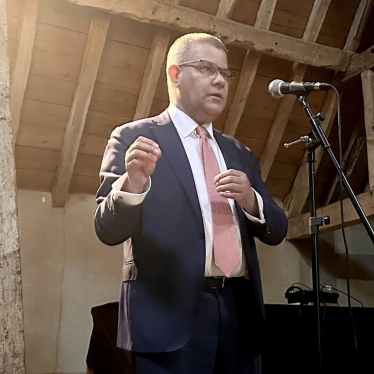 Alok Sharma giving a speech